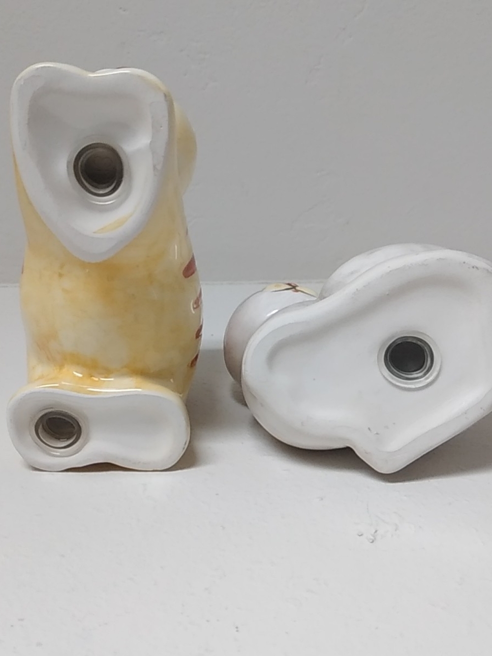 Vintage Ceramic Cat Figurine Salt & Pepper Shaker Set, White-Orange Hand Painted - Picture 8 of 10